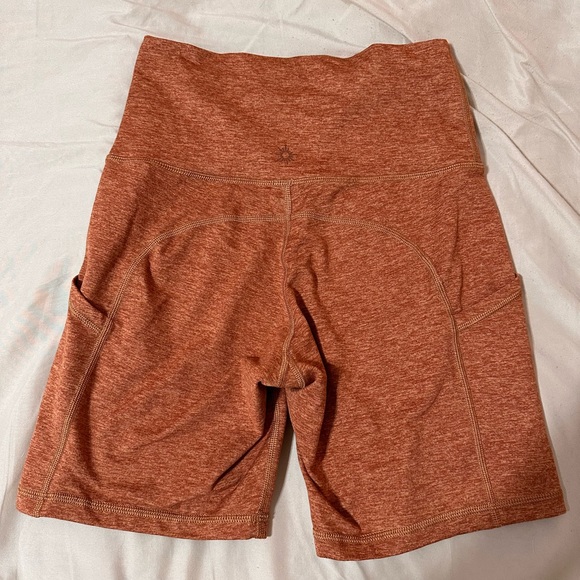 OFFLINE by Aerie Burnt Orange Bike Shorts with Pockets | Size Medium - Picture 2 of 3